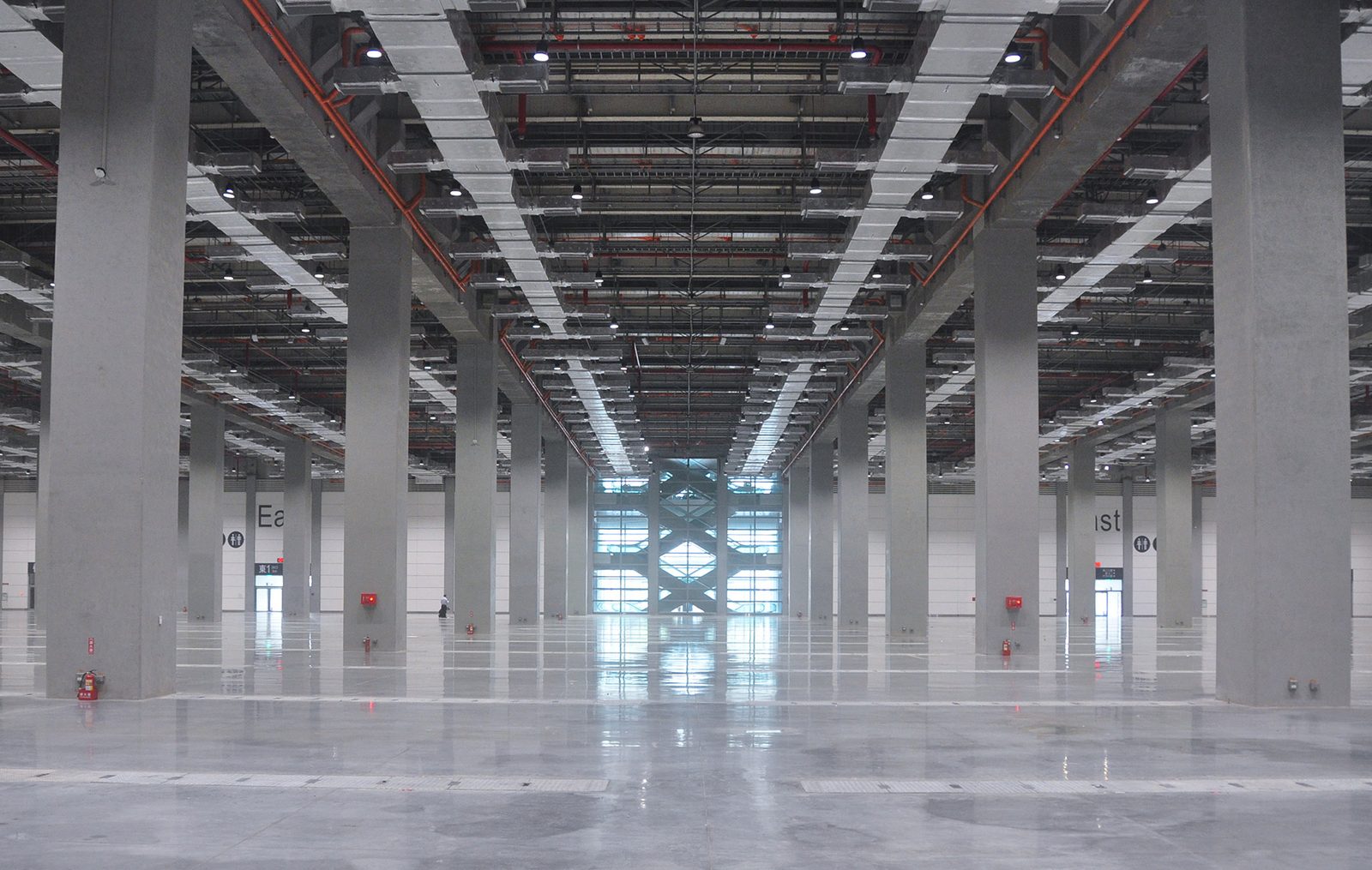 Hall 2